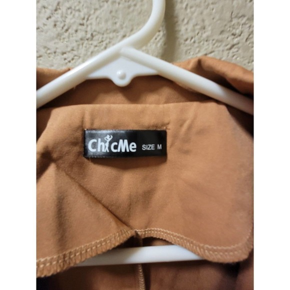Chicme Tan/brown Blazer With Gold Colored Buttons Size Medium - Picture 2 of 4